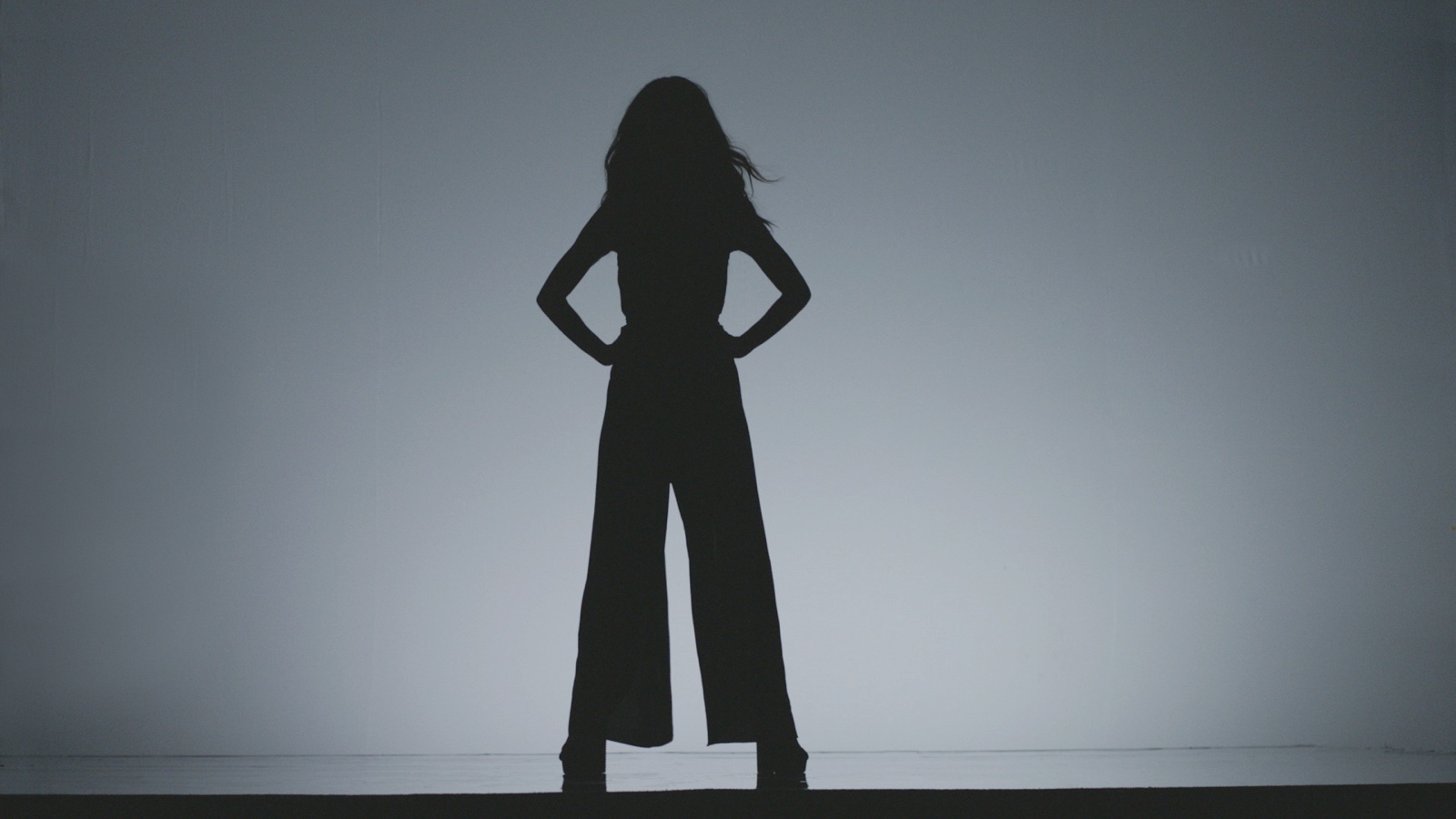 Almacenes SIMAN — Juana Acosta, spot de TV